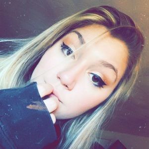 Meet your Posher, Angelina